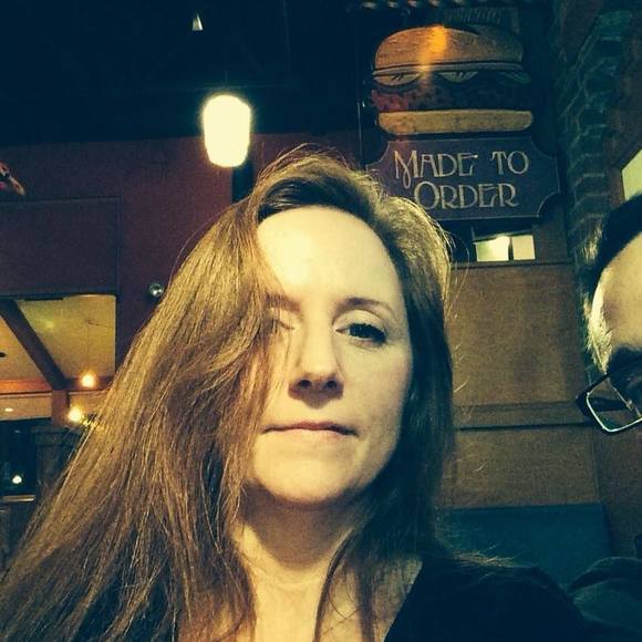 Meet your Posher, Jackie - Picture 1 of 1